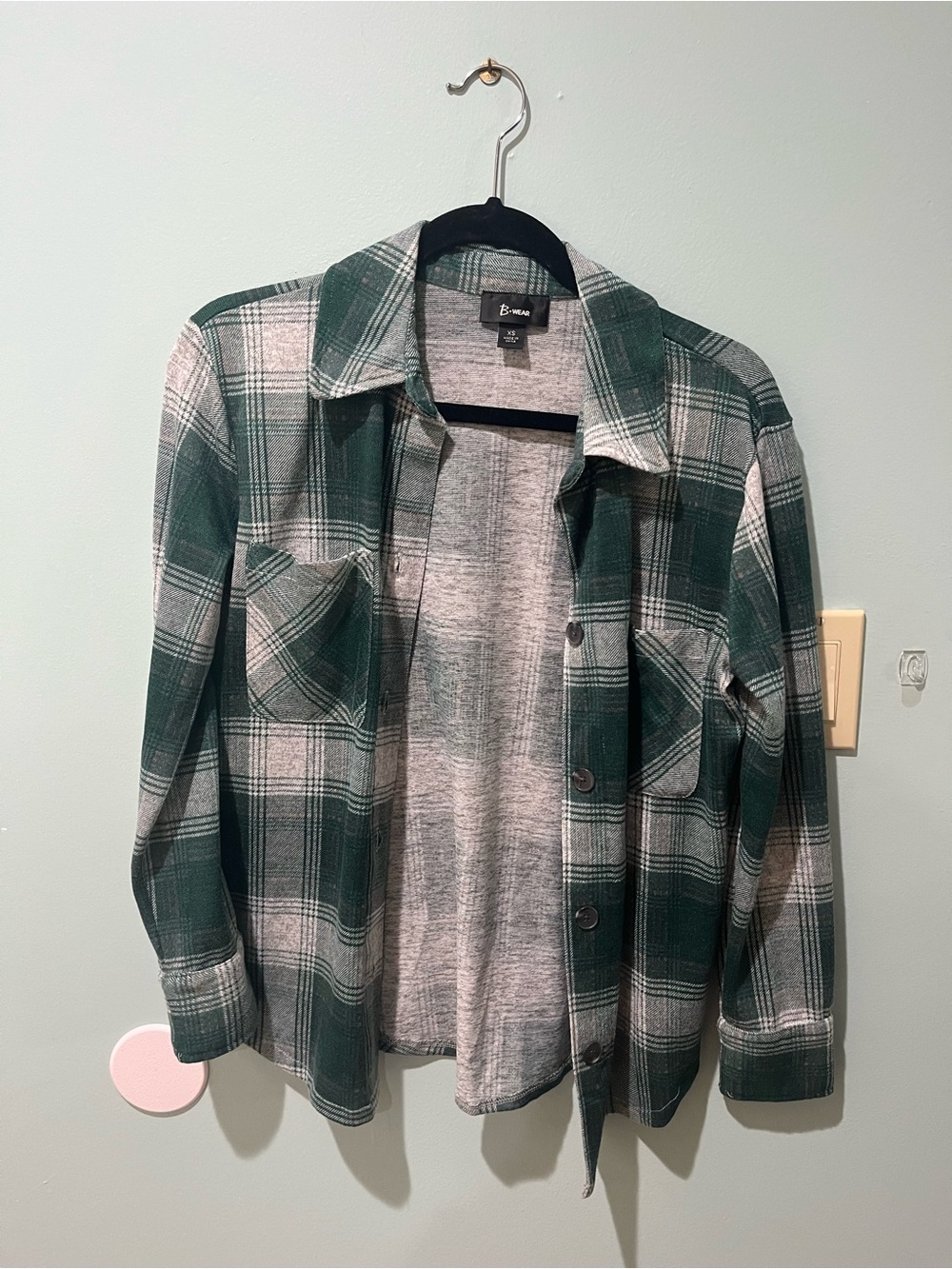 Bwear Women’s Green and White Plaid Shirt